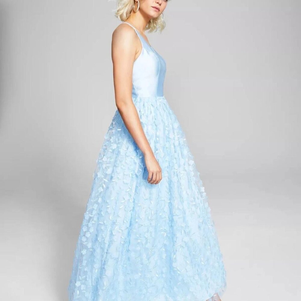 Ice Blue Juniors' 3d-floral Applique Gown/Prom dress